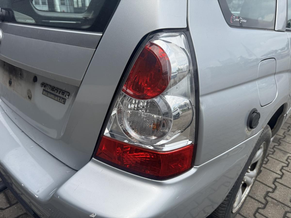 Subaru Forester 2 SG original R&uuml;cklicht R&uuml;ckleuchte Schlussleuchte rechts Bj.2007